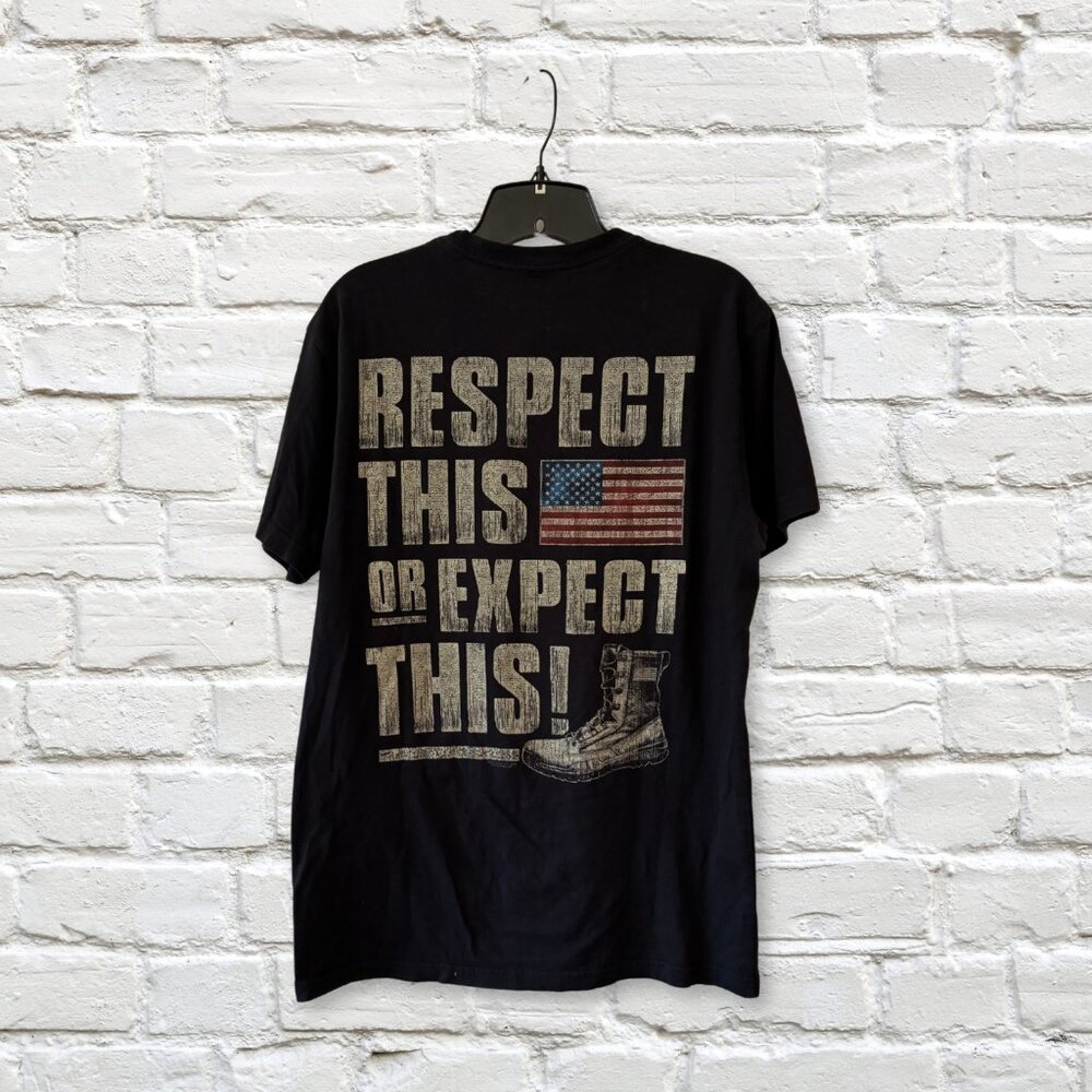 Buckwear Patriotic Graphic T-Shirt | Men’s Size M